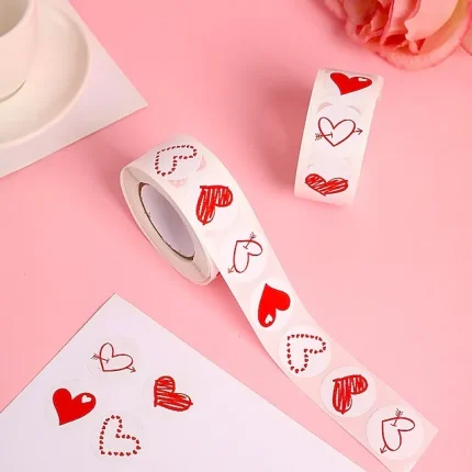 1pcs Valentine's Day Stickers Roll Wrap Round Valentine's Day Love Gift Art Decorative Roll Self-Adhesive Stickers.